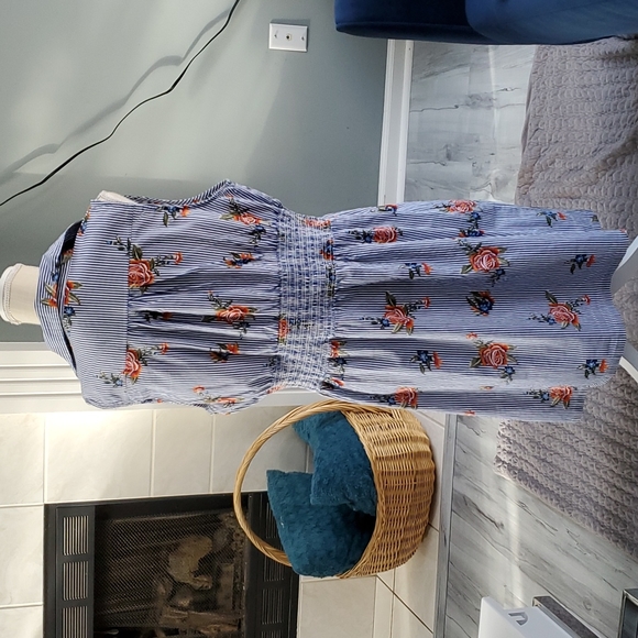 BEAUTIFUL J.GLEE DRESS - Picture 5 of 8